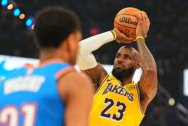 Oklahoma City bez potíží kontrolovala Lakers, druhé kolo zahájil vítězně i Detroit