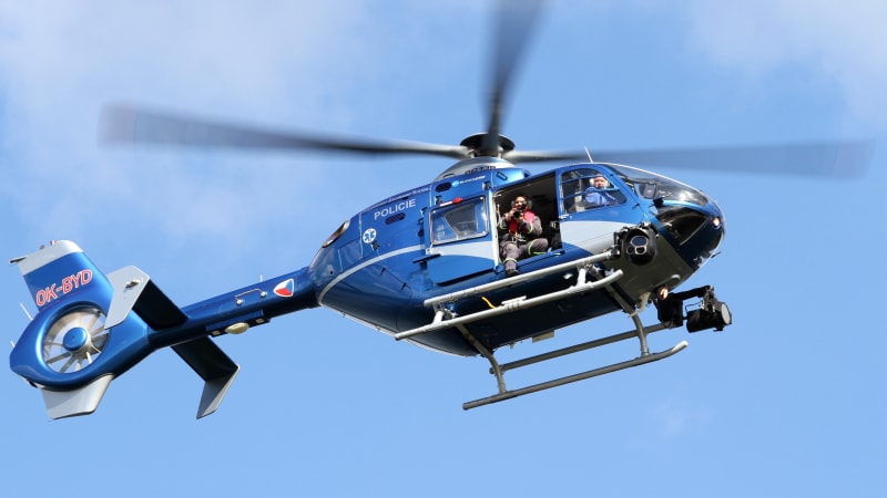 Šťastný konec pátrání v Brně: Ženu hledal i vrtulník s termovizí, policisté děkují veřejnosti